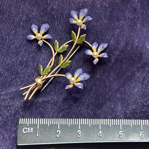 Vintage 1940’s Enamel Floral Brooch - Picture 7 of 7